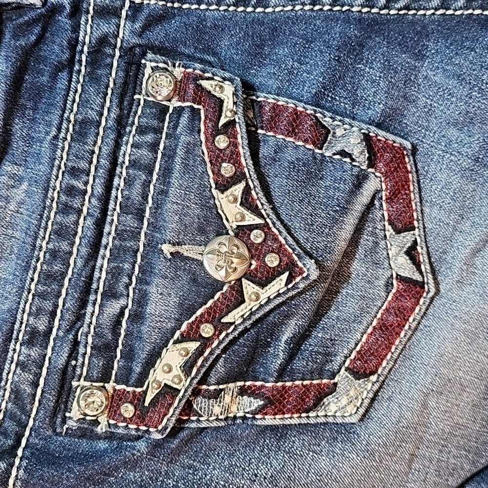 Miss Me Embellished Denim Shorts - Picture 3 of 7